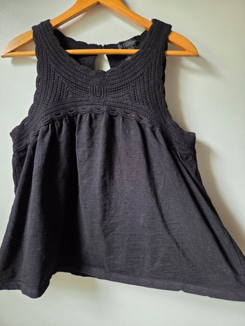 EUC DESIGN 365 BLACK CROCHET COTTON TANK TOP SIZE XL